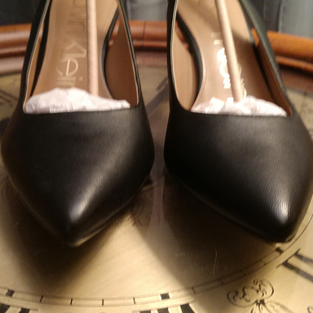 Calvin Klein shoes - Picture 4 of 12